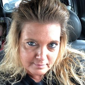 Meet your Posher, Veronica